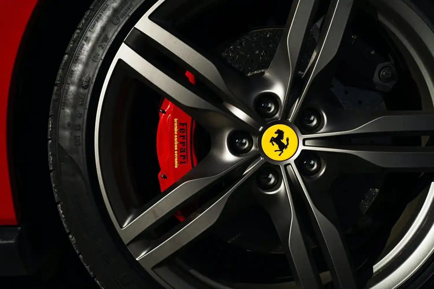 dubai tyre shop
